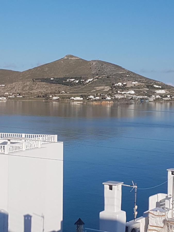 Studios Flora In Naoussa Paros Eksteriør billede