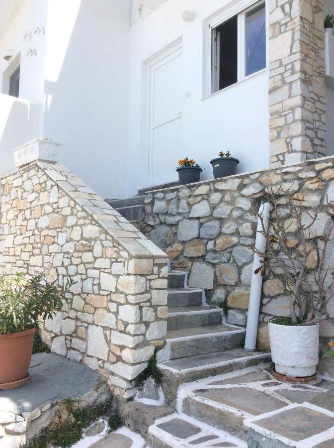 Studios Flora In Naoussa Paros Eksteriør billede